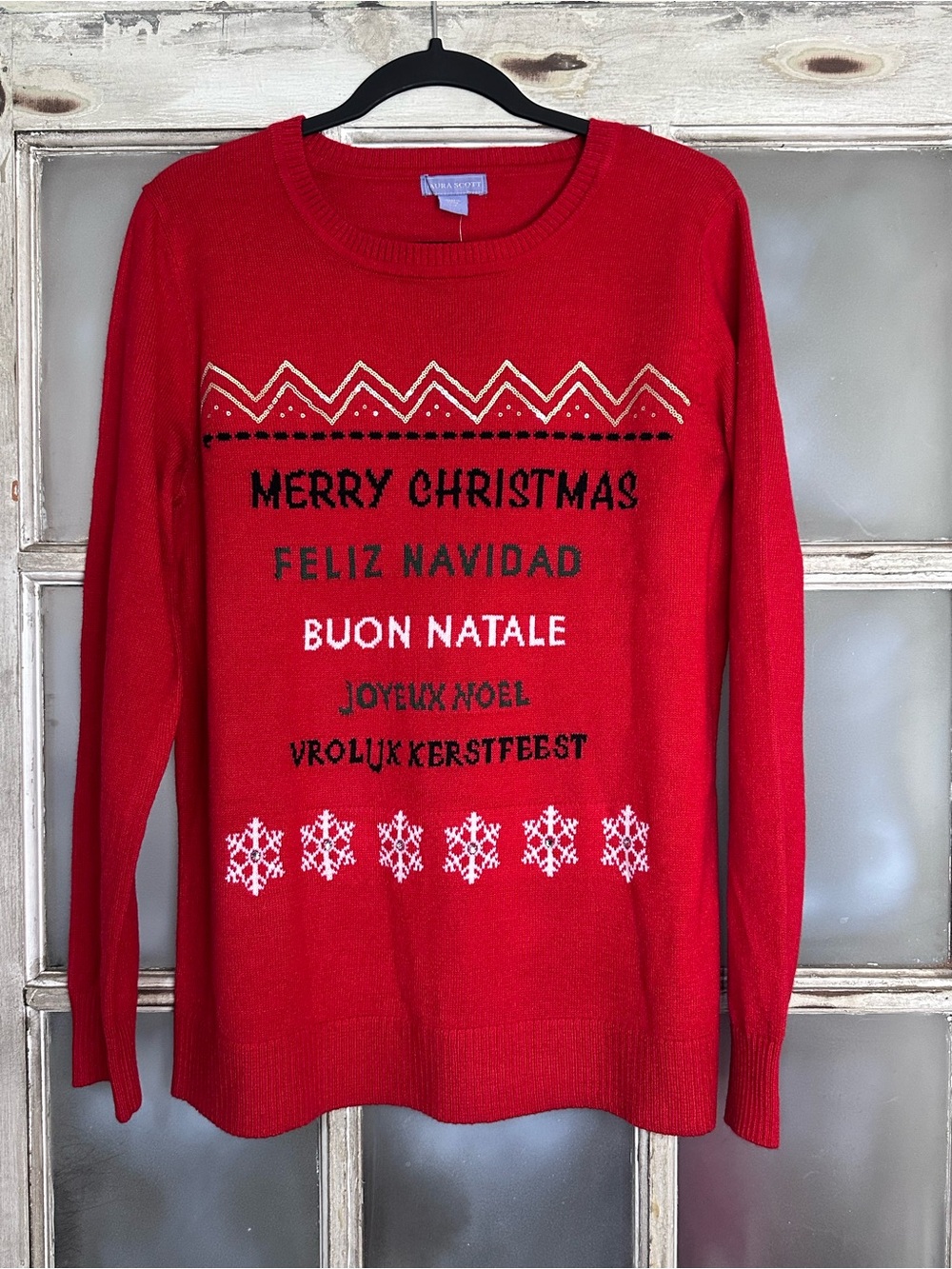 Laura Scott NWT Red Merry Christmas Multilingual Holiday Sweater Women’s Size L